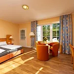 Waldhotel Humboldtsee מלון
