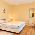מלון Waldhotel Humboldtsee 3*