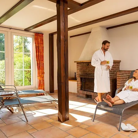 Waldhotel Humboldtsee Отель Salzhemmendorf