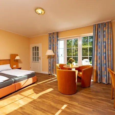 Waldhotel Humboldtsee Hotel