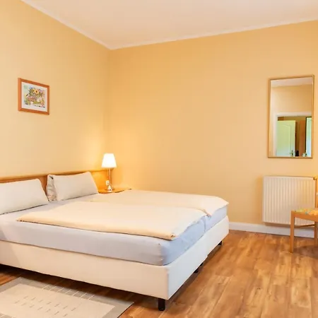 Hotel Waldhotel Humboldtsee 3*