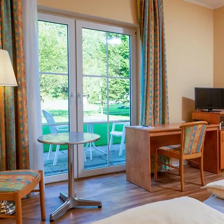 Hotel Waldhotel Humboldtsee 3*