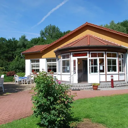 Waldhotel Humboldtsee 3*