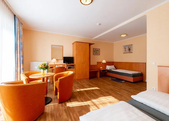 Hotel Waldhotel Humboldtsee 3*