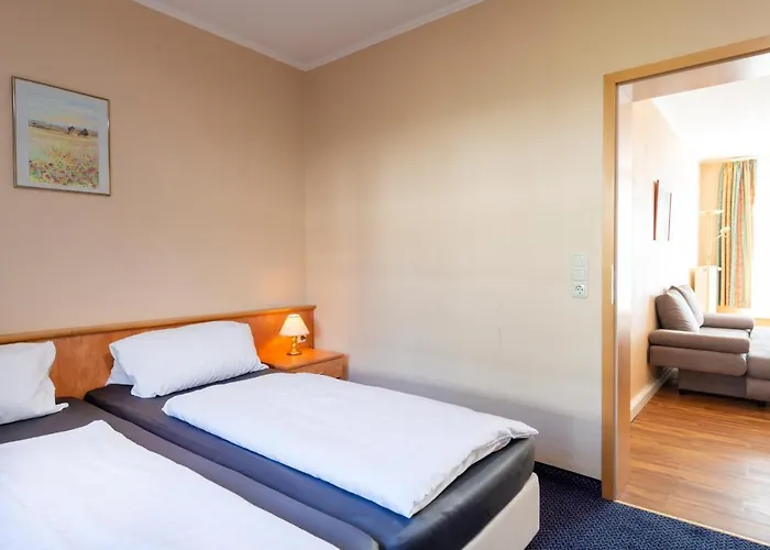 Waldhotel Humboldtsee ホテル 3*